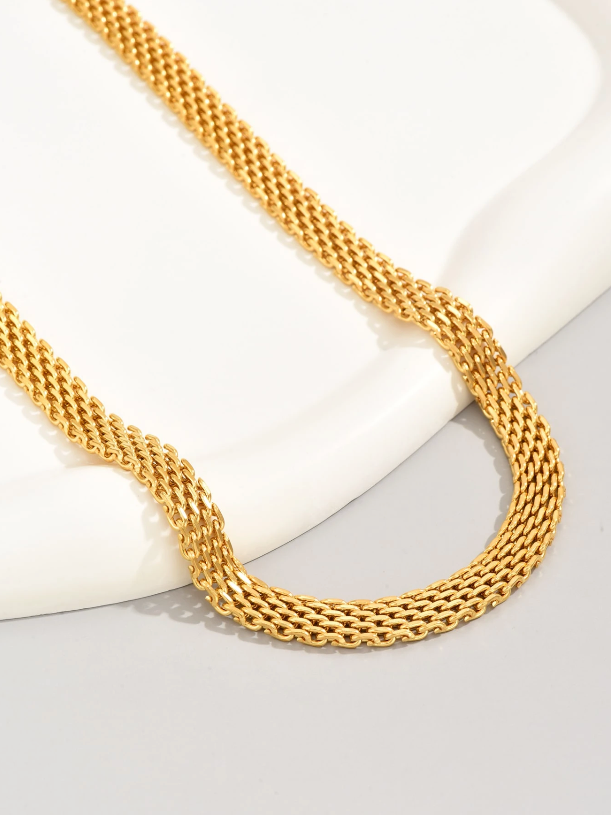 Chunky Mesh Chain Necklace