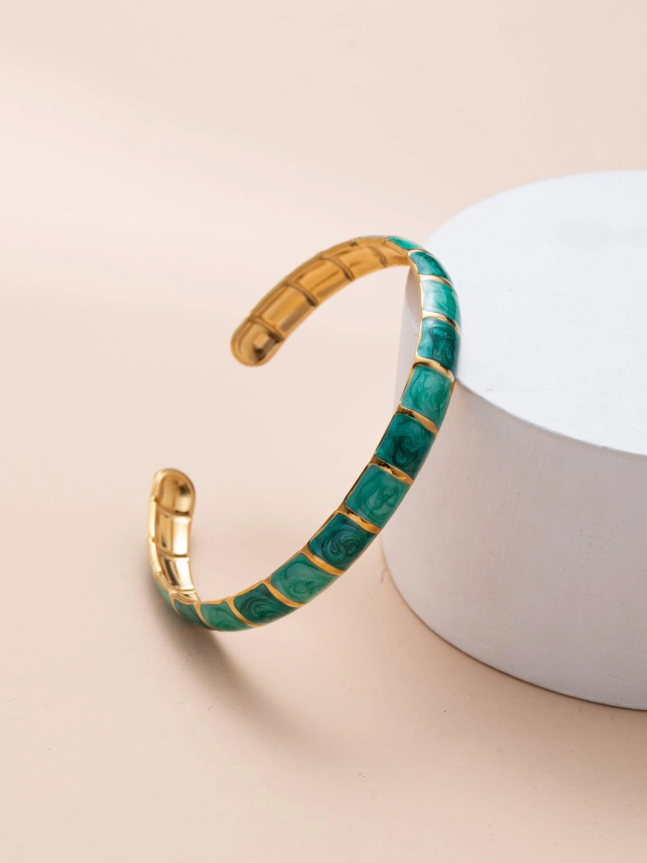 Jade Glow Bangle