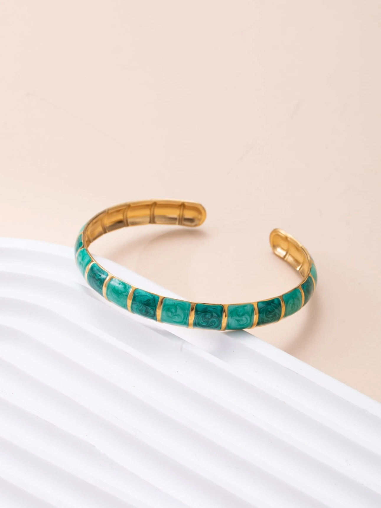 Jade Glow Bangle